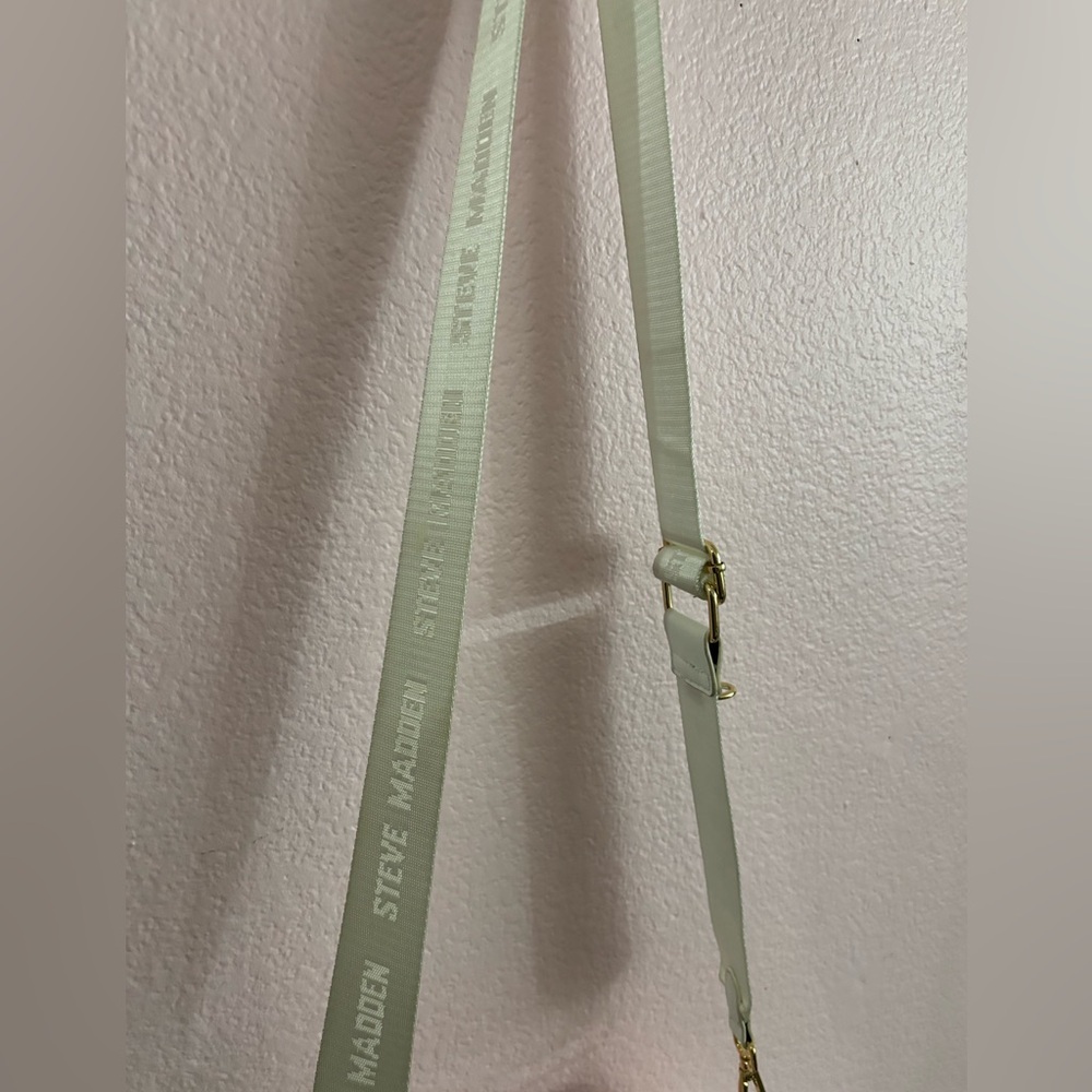 Steve Madden Purse - Picture 4 of 4